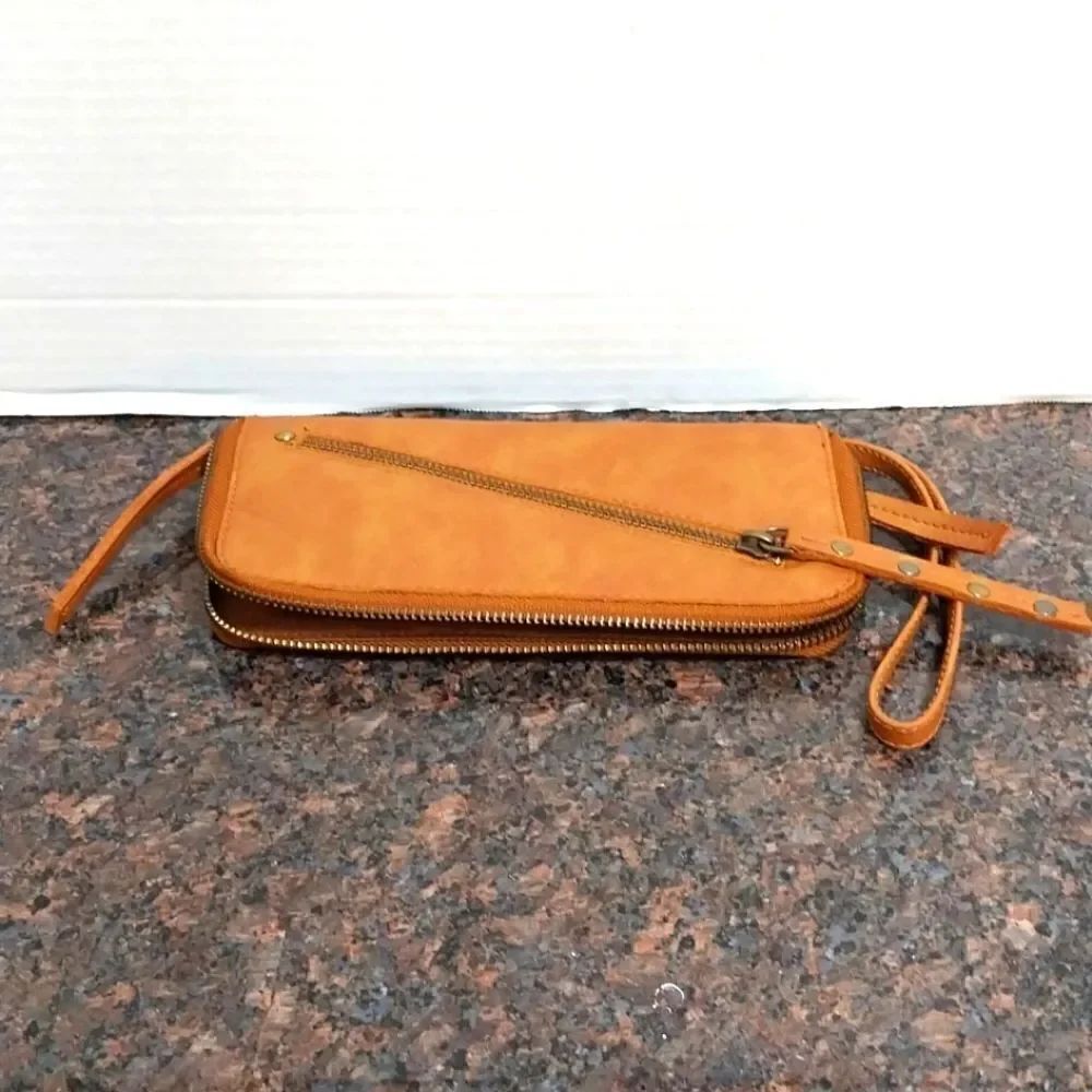 Free People Vegan Wallet...NEW